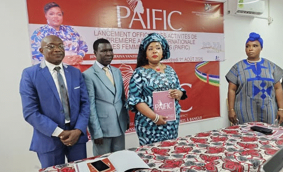 Lancement officiel de la Première Assise Internationale des Femmes d'impacts de Centrafrique #PAIFIC du 20 au 22 Août 2025 à Bangui a annoncé la présidente Madame Jennifer Saraiva Yanzere lors d'une conférence de presse ce vendredi 01 août 2025 au siège de #PAIFIC à Bangui.