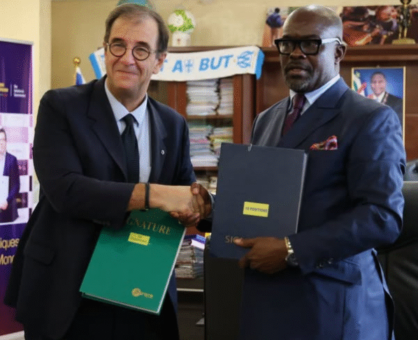 Centrafrique: 𝙎𝙞𝙜𝙣𝙖𝙩𝙪𝙧𝙚 𝙙𝙚 𝙡𝙖 𝙁𝙚𝙪𝙞𝙡𝙡𝙚 𝙙𝙚 𝙧𝙤𝙪𝙩𝙚 𝙥𝙤𝙪𝙧 𝙡'É𝙙𝙪𝙘𝙖𝙩𝙞𝙤𝙣