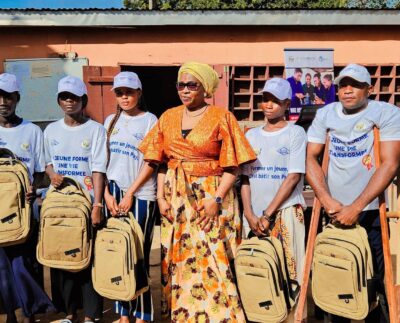 Remise des kits scolaires : un coup de pouce pour les apprentis de I-Compete