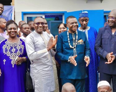 Cérémonie inauguration de l'Agence Express Union du PK5