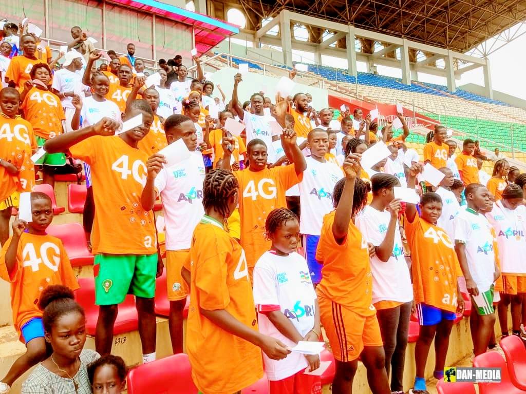 L'Académie Nationale des Champions d'Athlétisme a lancé ses activités à l'occasion de la Journée Internationale du Sport au service du développement et de la Paix. Cet événement a rassemblé des personnalités du monde sportif et politique pour promouvoir l'athlétisme et la paix en République centrafricaine.