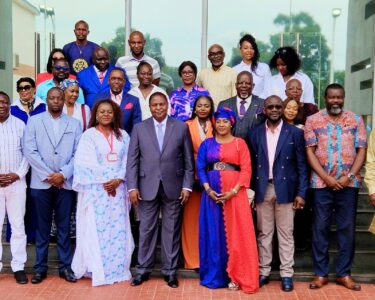 Le Président de la République, Faustin-Archange Touadéra, a rencontré les Centrafricains de la diaspora le vendredi 3 avril 2026, en marge de son investiture à la tête de la 7ᵉ République. Cette rencontre, empreinte d’écoute et de dialogue, a permis d’aborder les enjeux majeurs du développement du pays.