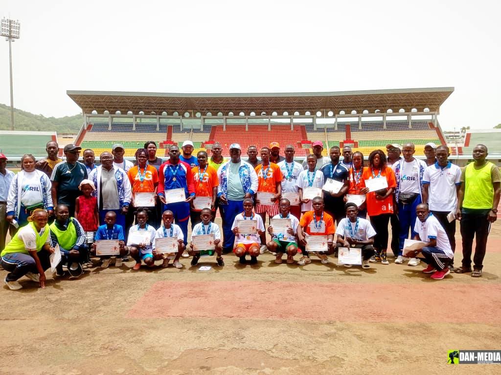 L'Académie Nationale des Champions d'Athlétisme a lancé ses activités à l'occasion de la Journée Internationale du Sport au service du développement et de la Paix. Cet événement a rassemblé des personnalités du monde sportif et politique pour promouvoir l'athlétisme et la paix en République centrafricaine.