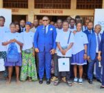 La Fondation BGFIBank a organisé la 4e édition de son activité « Un banquier dans ma classe » en Centrafrique. Pour cette édition, BGFIBank Centrafrique a choisi le Lycée Miskine pour échanger avec environ 500 élèves des classes de terminale et de troisième.