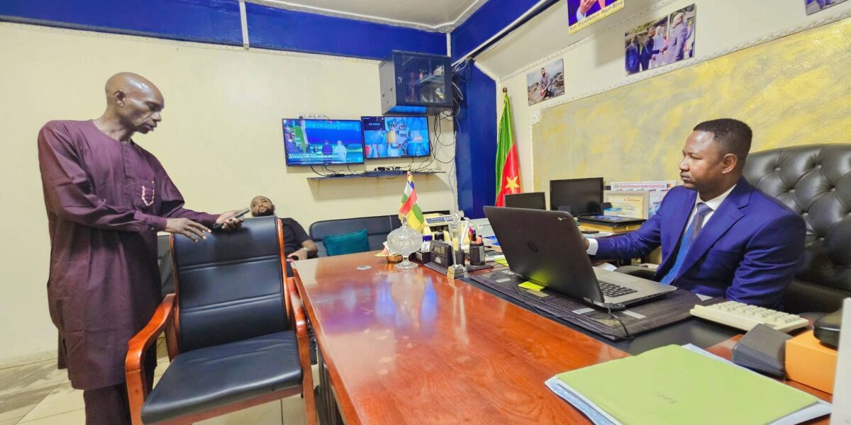 Invisible pour le grand public, mais incontournable pour les économies d’Afrique centrale. Le Bureau d’Affrètement Routier Centrafricain #BARC installé à Douala est l’un des maillons les plus stratégiques du commerce entre le Cameroun et la République Centrafricaine.