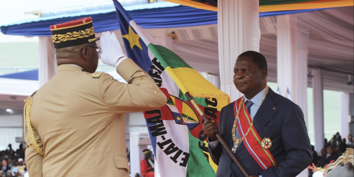 CÉRÉMONIE D’INVESTITURE DU PRÉSIDENT DE LA RÉPUBLIQUE HAUTE EN COULEURS : PRESTATION DE SERMENT ET REMISE DES ATTRIBUTS DE SOUVERAINETÉ AU STADE 20.000 PLACES.