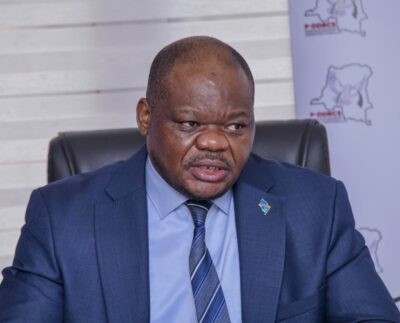 Le Programme de Désarmement, Démobilisation, Relèvement Communautaire et Stabilisation (P-DDRCS) a organisé, le 8 avril 2026, une séance de vulgarisation de sa stratégie nationale à son quartier général de Kinshasa. Cette rencontre s’inscrit dans une dynamique visant à renforcer l’appropriation collective de cette politique publique essentielle à la stabilisation de la République démocratique du Congo.