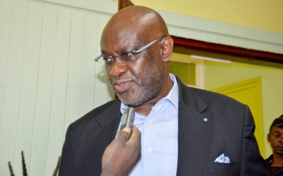 À quelques jours des assises nationales du secteur privé prévues les 28 et 29 mai à Bangui, Gilles Potolot a détaillé les ambitions de cette rencontre initiée par le Groupement interprofessionnel de Centrafrique. Objectif affiché : réunir l’ensemble des acteurs économiques autour des grandes réformes structurelles capables d’améliorer durablement le climat des affaires en République centrafricaine.