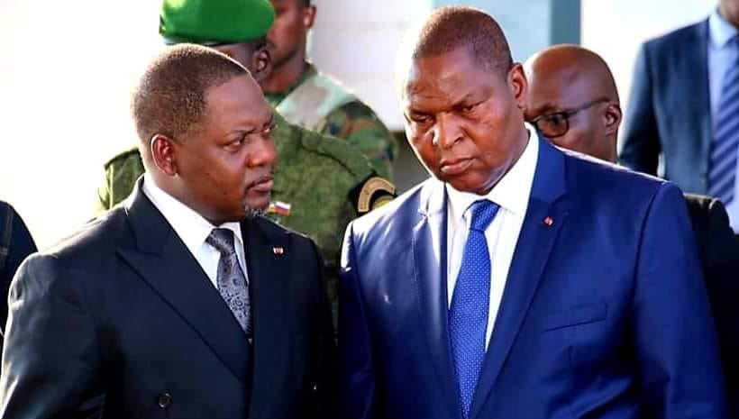 La récente déclaration de Fidèle Gouandjika sur une éventuelle nomination de Firmin Ngrébada au poste de vice-président de la République ne relève probablement pas du simple commentaire politique. Dans le contexte actuel des recompositions internes du pouvoir centrafricain, cette sortie apparaît plutôt comme un signal politique soigneusement calculé.
