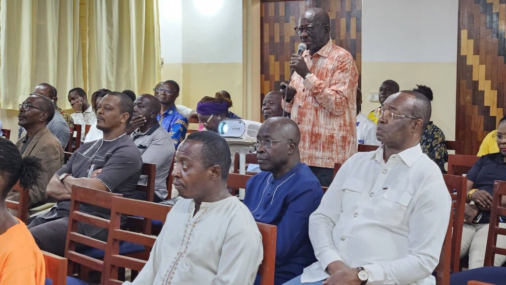 L’écrivain et analyste centrafricain Clément Belibanga enrichit le paysage intellectuel de la République centrafricaine avec la parution de son nouvel ouvrage intitulé Économie Centrafricaine, Crises, Corruption et Gouvernance.