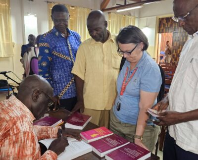L’écrivain et analyste centrafricain Clément Belibanga enrichit le paysage intellectuel de la République centrafricaine avec la parution de son nouvel ouvrage intitulé Économie Centrafricaine, Crises, Corruption et Gouvernance.