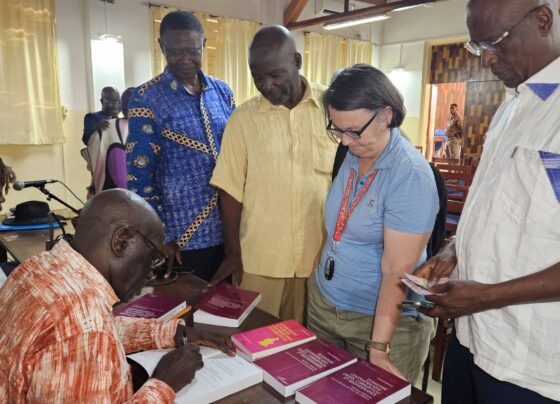 L’écrivain et analyste centrafricain Clément Belibanga enrichit le paysage intellectuel de la République centrafricaine avec la parution de son nouvel ouvrage intitulé Économie Centrafricaine, Crises, Corruption et Gouvernance.