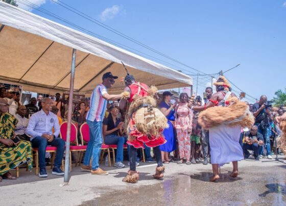 La 18ᵉ édition du Festival des Musiques Urbaines d’Anoumabo (FEMUA18) s’impose une fois de plus comme l’un des plus grands rendez-vous culturels d’Afrique. Organisé à Abidjan, cet événement majeur réunit chaque année des milliers de festivaliers autour de la musique, de la culture et du développement.