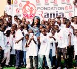 La Fondation Rania a transformé une journée ordinaire en un souvenir inoubliable pour des dizaines d’enfants défavorisés. Entre chants, danses, jeux et partages, l’espace s’est rempli de ce qui manque parfois le plus : la légèreté d’être simplement enfant.