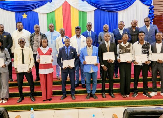 BANGUI – La salle de la Caisse Nationale de Sécurité Sociale a servi de cadre ce week-end à la grande finale de la 5ᵉ édition du concours d’éloquence organisé par l’Institut Universitaire de Gestion, un rendez-vous devenu incontournable pour la promotion des jeunes talents oratoires en République centrafricaine.