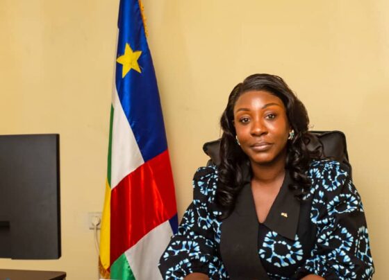 Malabo, 30 avril 2026 - À la veille de la fête du Travail, l’Ambassade de la République Centrafricaine en Guinée Équatoriale a publié un communiqué annonçant des décorations présidentielles pour plusieurs membres de la communauté.