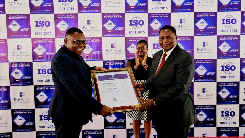 Le 27 juin 2026, BGFI Bank République Centrafricaine a reçu la certification ISO 9001:2015, norme internationale de management de la qualité. La cérémonie, présidée par le Chef de l’État Faustin-Archange Touadéra, marque une première pour une banque en RCA.