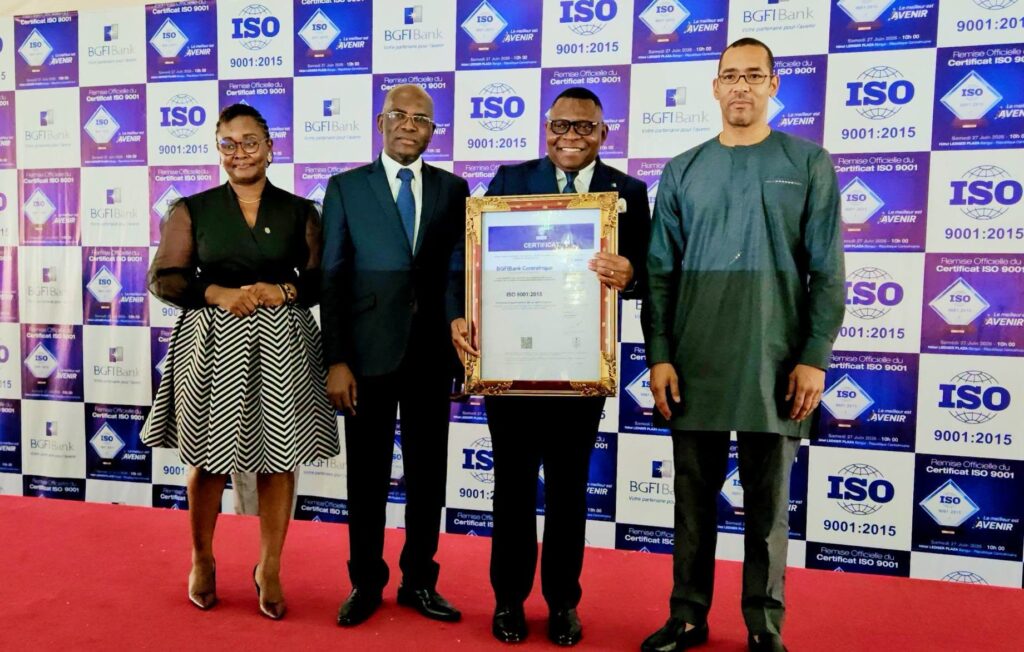 Le 27 juin 2026, BGFI Bank République Centrafricaine a reçu la certification ISO 9001:2015, norme internationale de management de la qualité. La cérémonie, présidée par le Chef de l’État Faustin-Archange Touadéra, marque une première pour une banque en RCA.