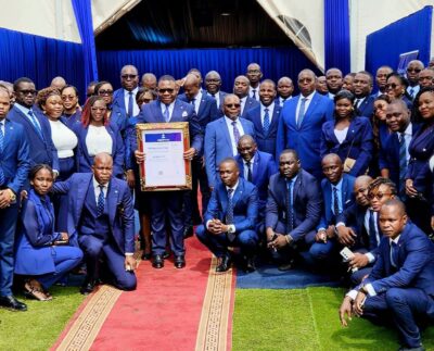 Le 27 juin 2026, BGFI Bank République Centrafricaine a reçu la certification ISO 9001:2015, norme internationale de management de la qualité. La cérémonie, présidée par le Chef de l’État Faustin-Archange Touadéra, marque une première pour une banque en RCA.