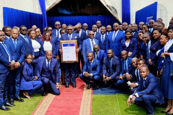 Le 27 juin 2026, BGFI Bank République Centrafricaine a reçu la certification ISO 9001:2015, norme internationale de management de la qualité. La cérémonie, présidée par le Chef de l’État Faustin-Archange Touadéra, marque une première pour une banque en RCA.