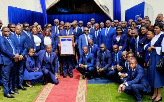 Le 27 juin 2026, BGFI Bank République Centrafricaine a reçu la certification ISO 9001:2015, norme internationale de management de la qualité. La cérémonie, présidée par le Chef de l’État Faustin-Archange Touadéra, marque une première pour une banque en RCA.